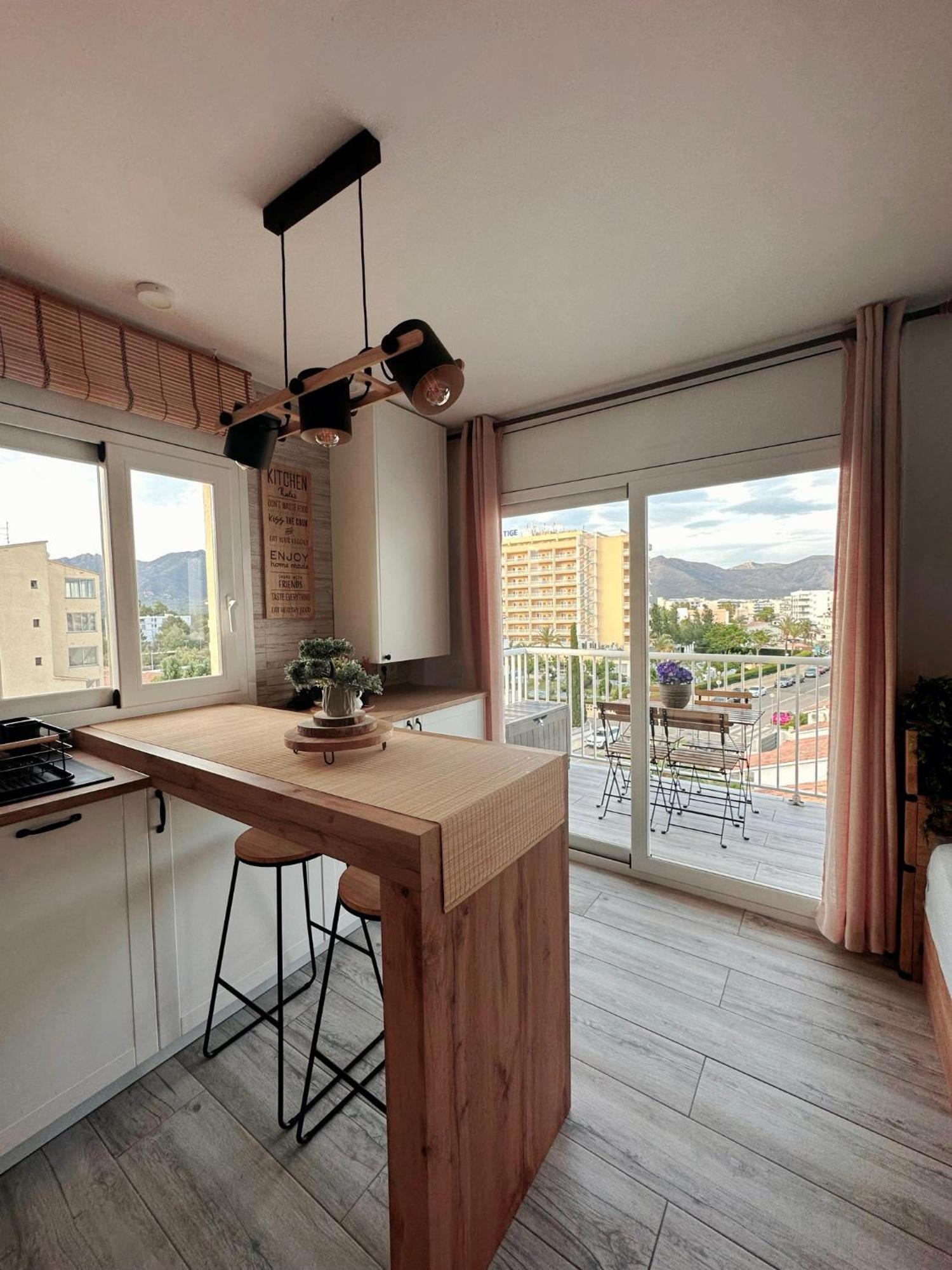 Sunrisemare Vacational Studio Roses Ngoại thất bức ảnh